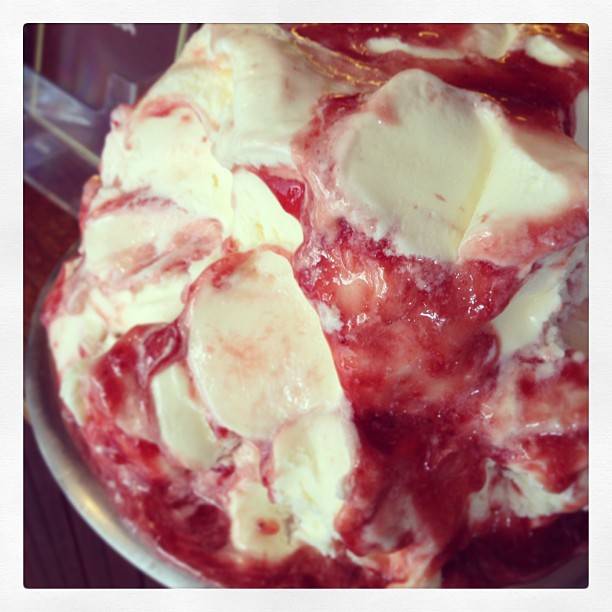 FRAGOLA AL LATTE, a Gelato Messina special