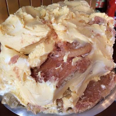 PEACH TRIFLE, a Gelato Messina special