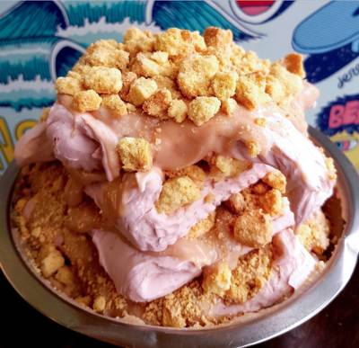 STRAWBERRY FUDGE CHEESECAKE, a Gelato Messina special